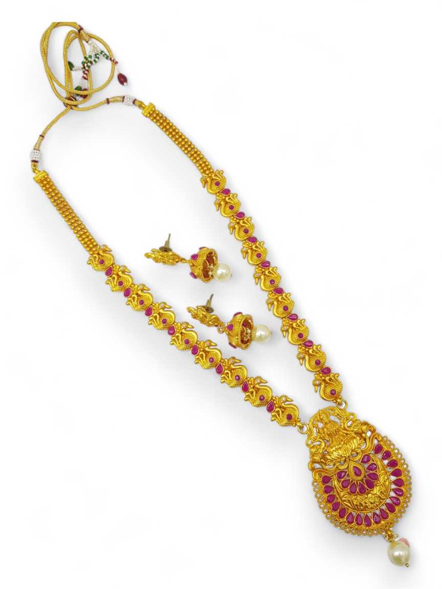 LONG NECKLACE SET WITH PENDANT in SOUTH INDIAN Style | Design - 17280
