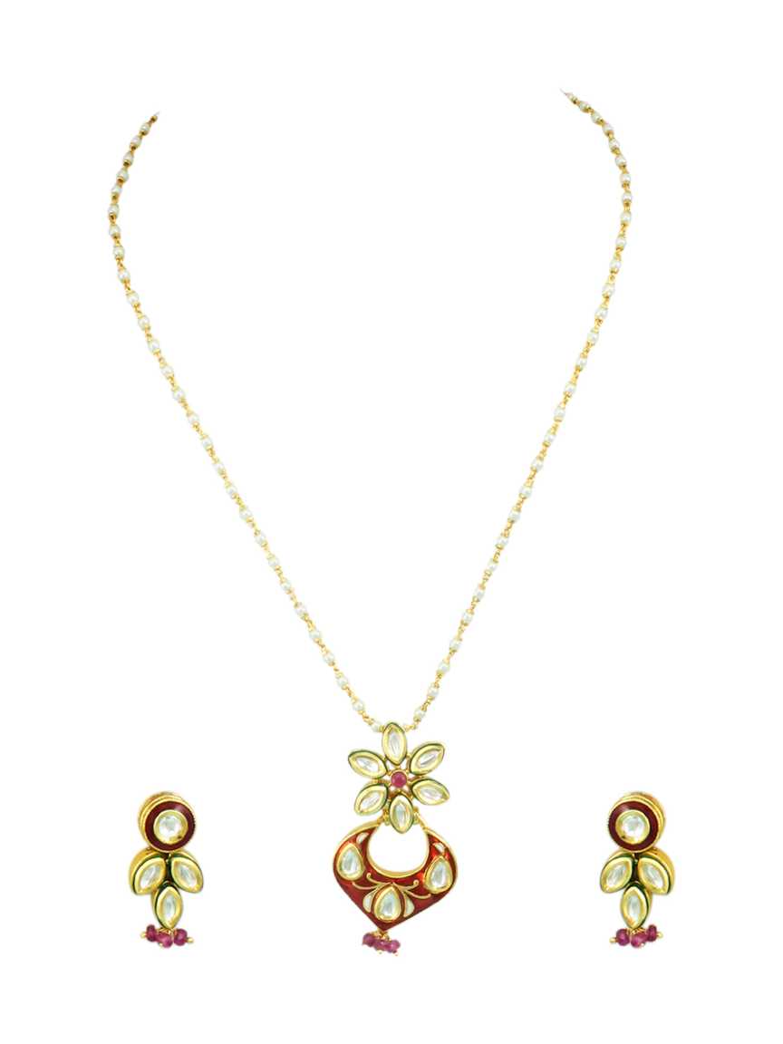 LONG NECKLACE SET WITH PENDANT in VILANDI KUNDAN Style | Design - 16236