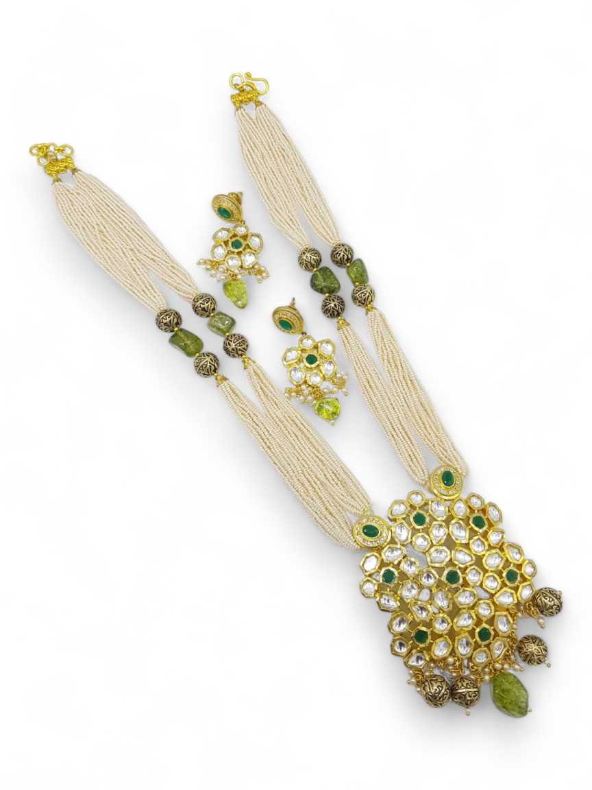LONG NECKLACE SET WITH PENDANT IN VILANDI KUNDAN STYLE | DESIGN - 17391