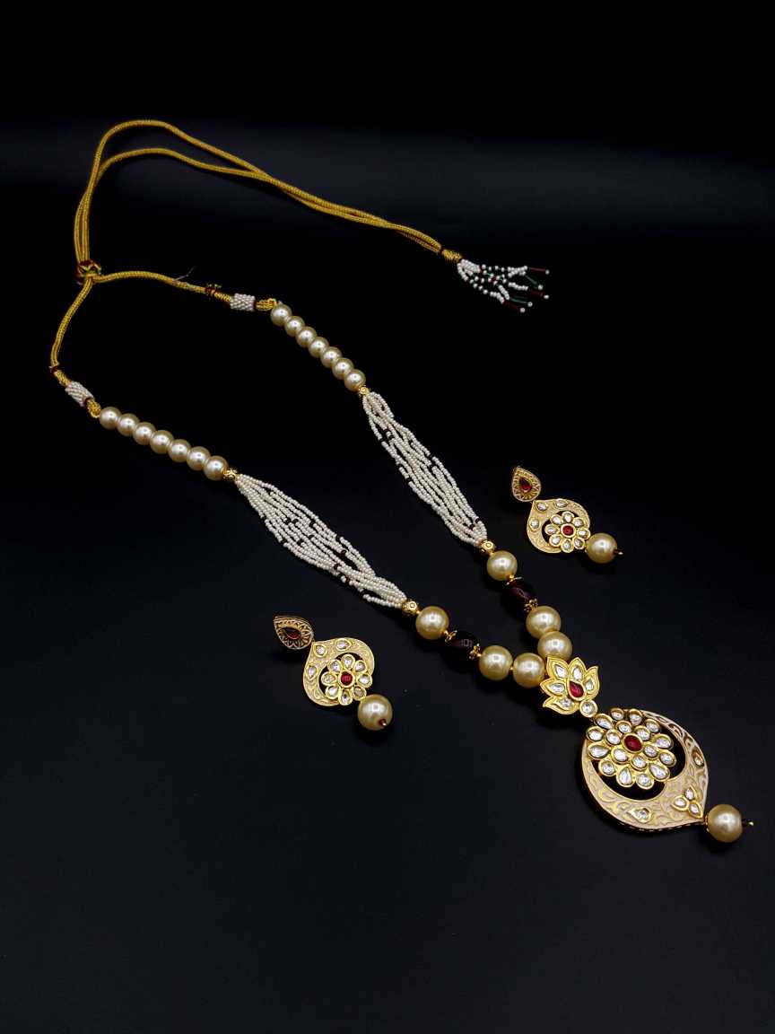 vilandi-pendant_er_mala-PMVL19097WHRNHG