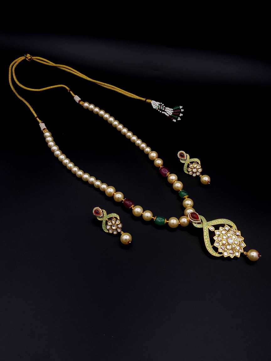 vilandi-pendant_er_mala-PMVL19101GMCLHG