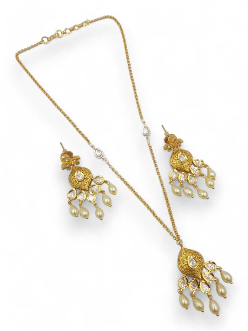 LONG NECKLACE SET WITH PENDANT in VILANDI KUNDAN Style | Design - 23016