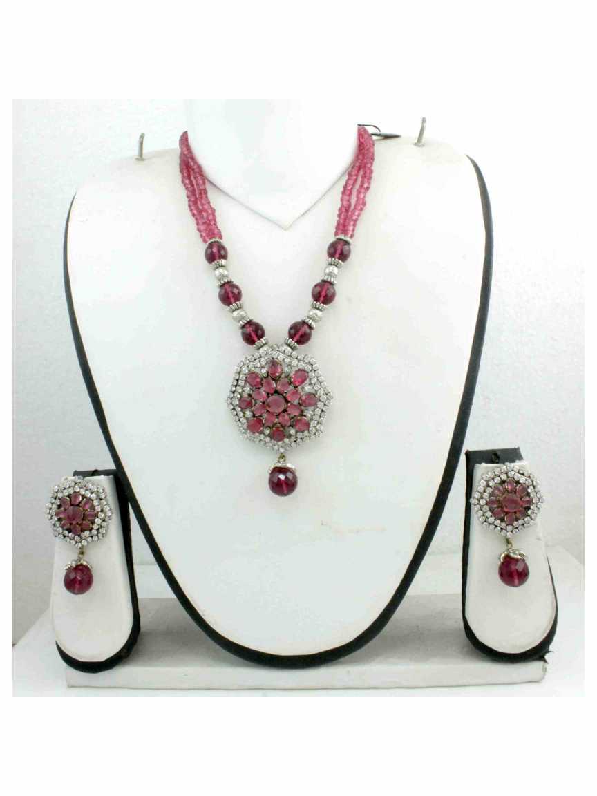 LONG NECKLACE SET WITH PENDANT in ANTIQUE VICTORIAN Style | Design - 12928