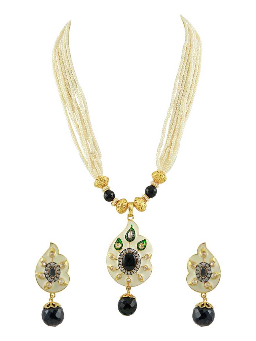 victorian-pendant_er_mala-PMVR15521BKWHHG