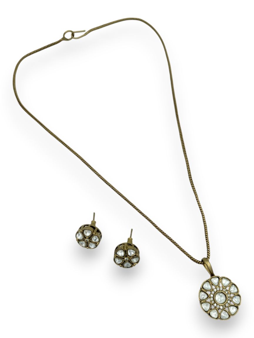 vilandi-chain_pendant-PNVL24073CLDG