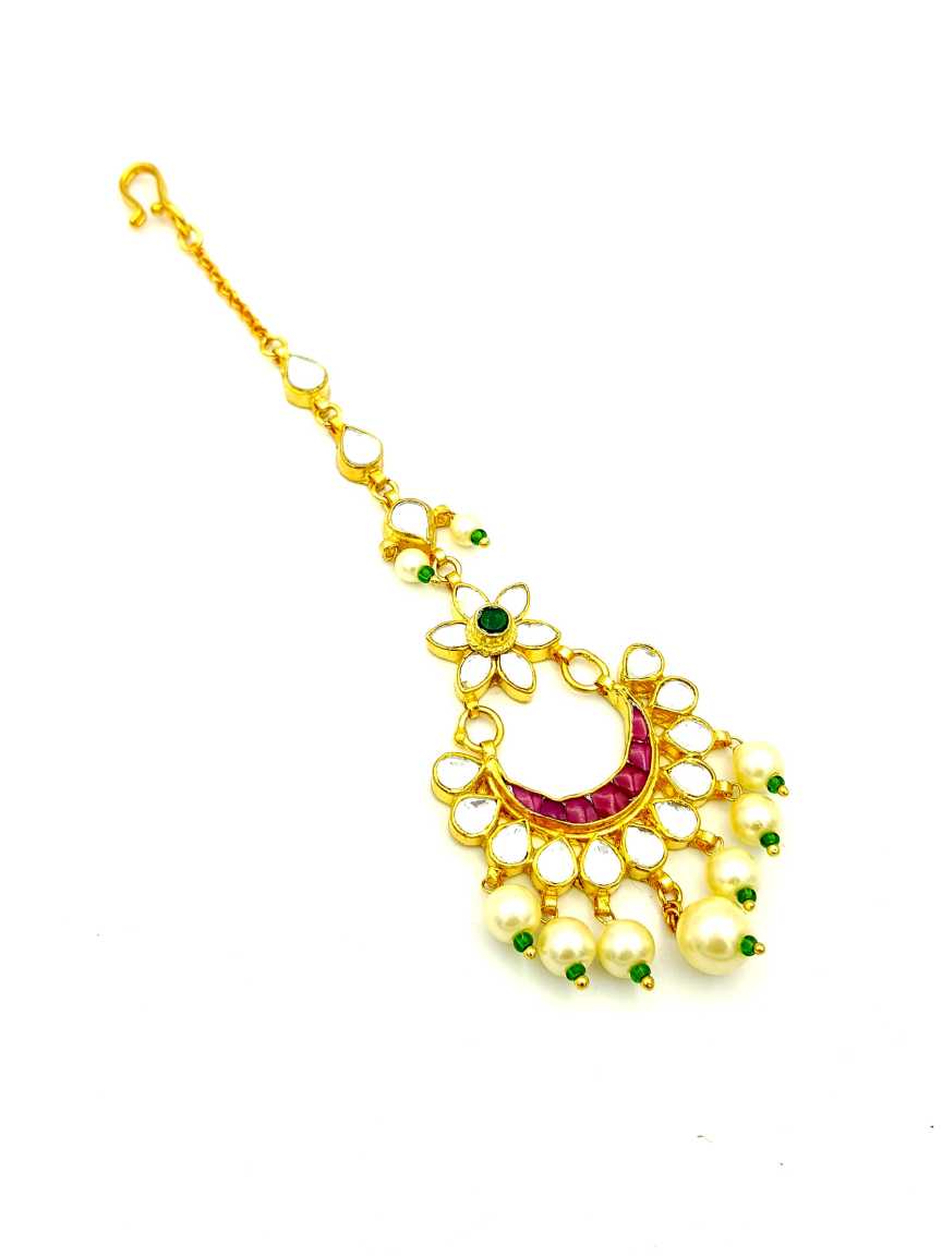 kundan-tika-TKKU17823RNGNHG