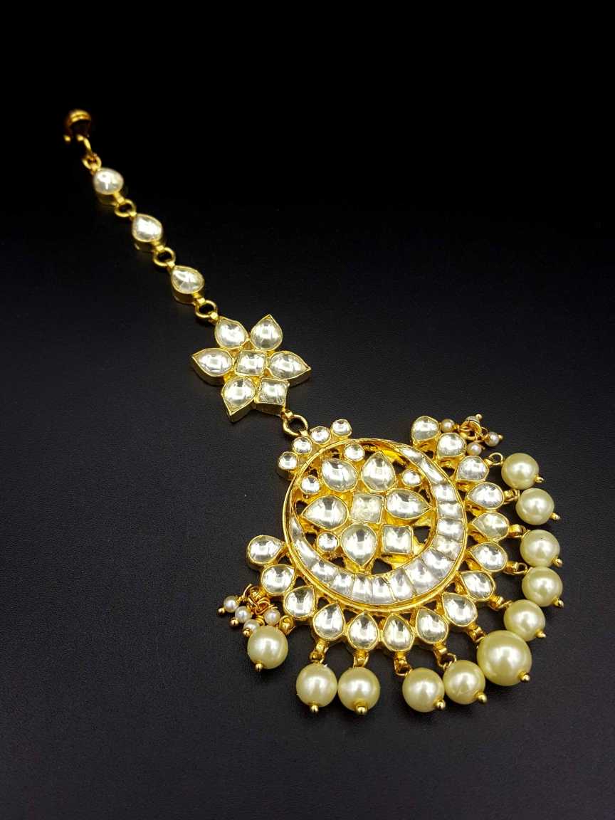 kundan-tika-TKKU18602TZPLHG