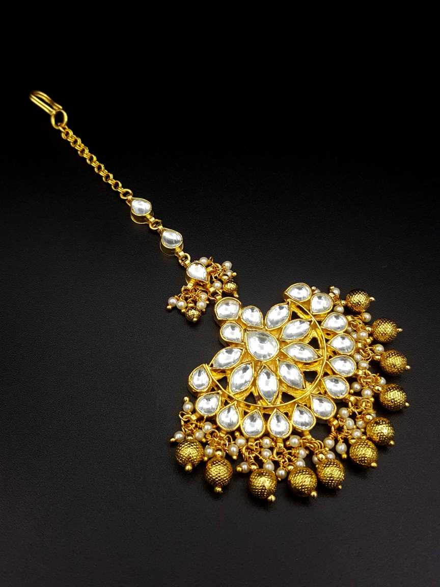 kundan-tika-TKKU18604CLGDHG