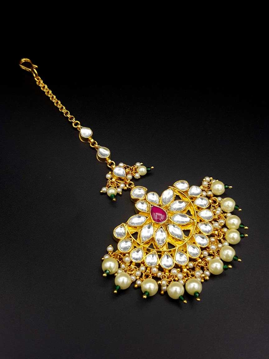 kundan-tika-TKKU18604RNGNHG