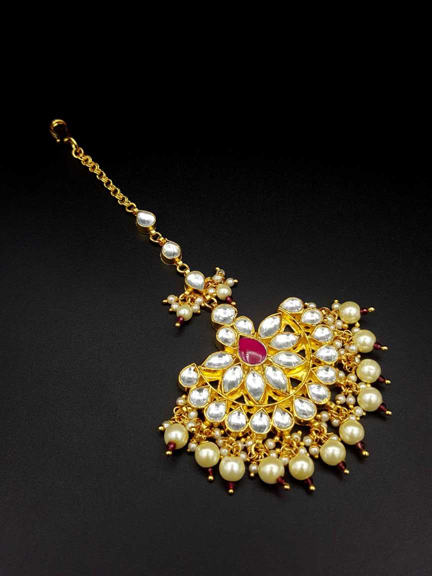 kundan-tika-TKKU18604RNHG