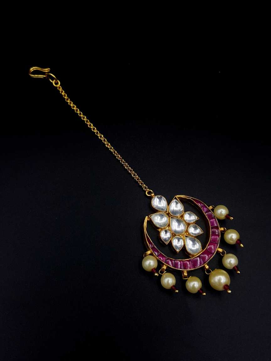 kundan-tika-TKKU19107RNHG