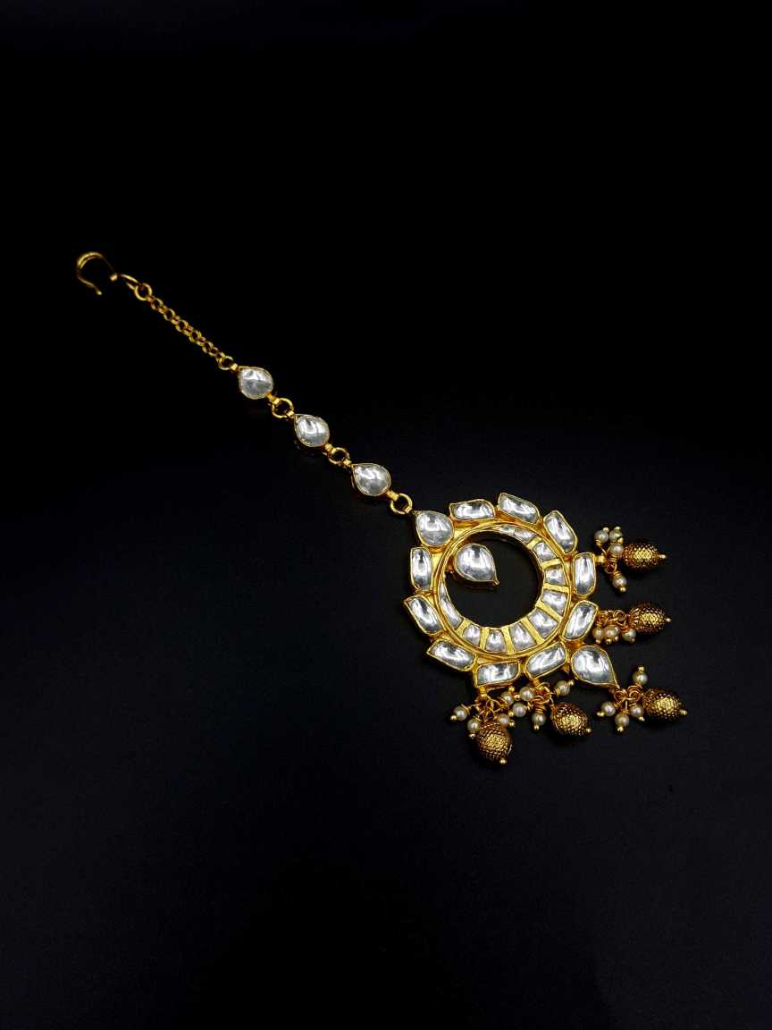 kundan-tika-TKKU19121GDHG