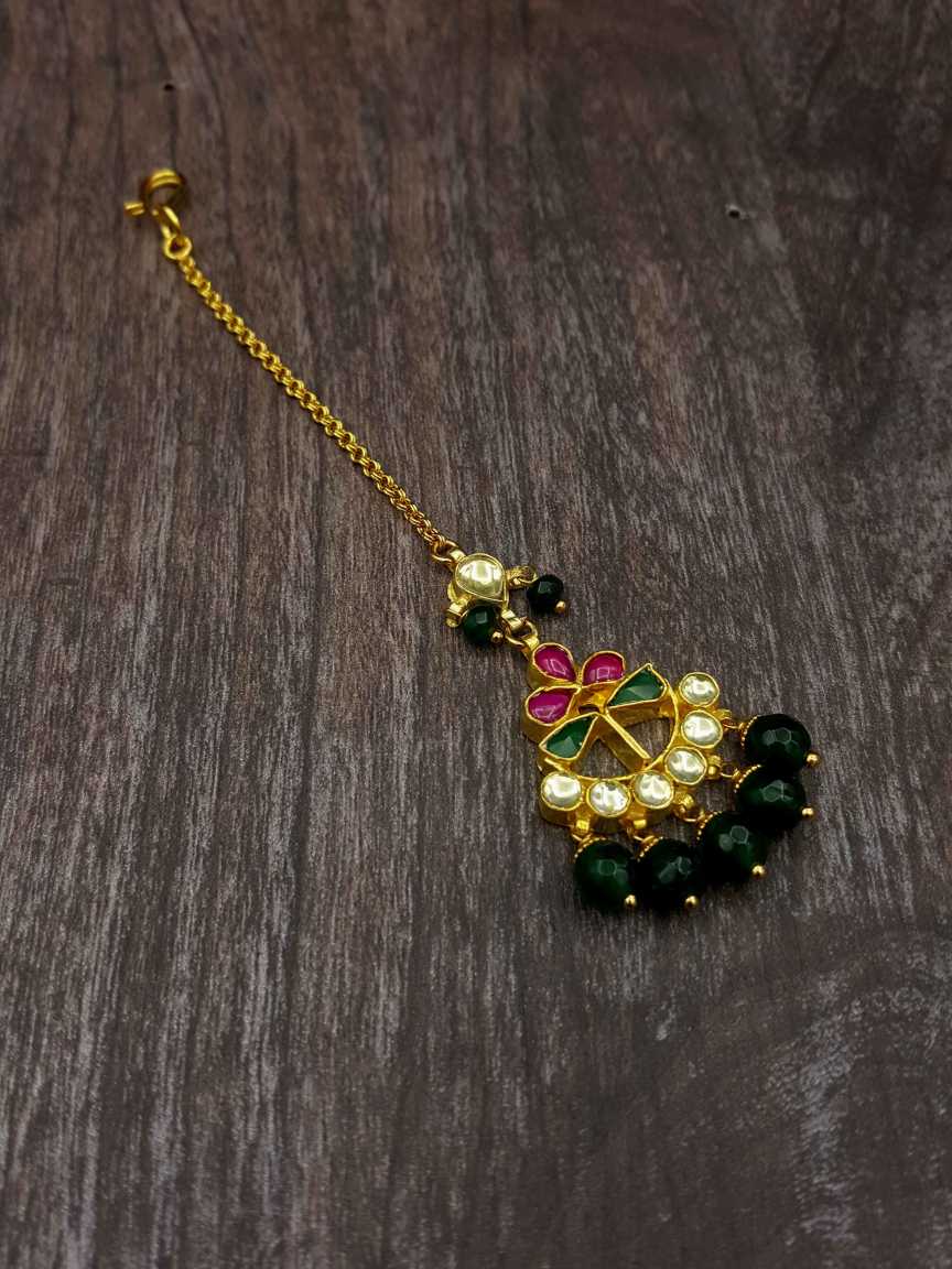 kundan-tika-TKKU19541RNGNHG