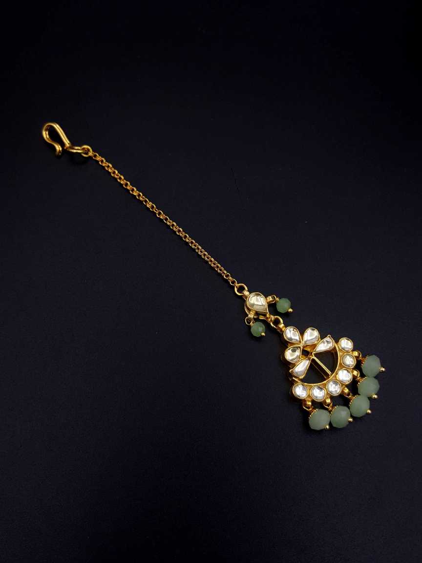 kundan-tika-TKKU19541TZGMHG