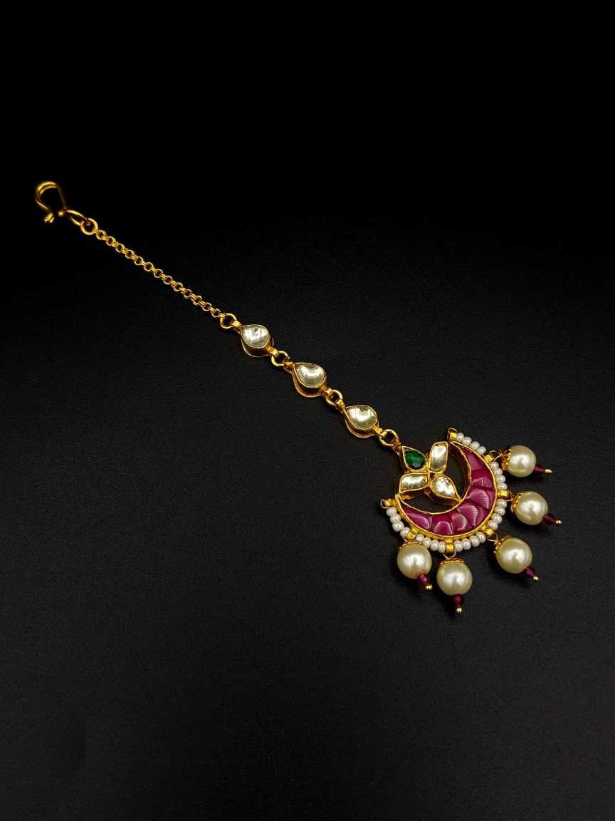 kundan-tika-TKKU19719REHG