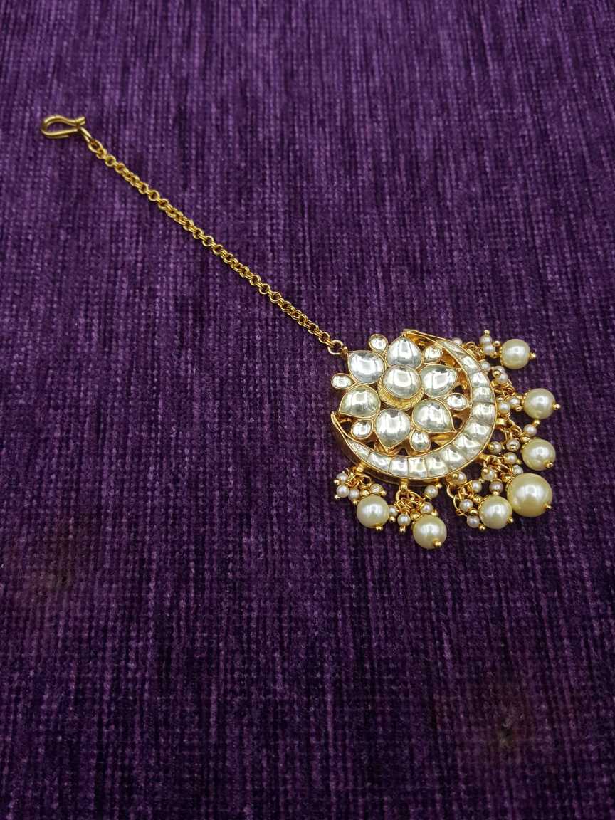 kundan-tika-TKKU20170TZHG