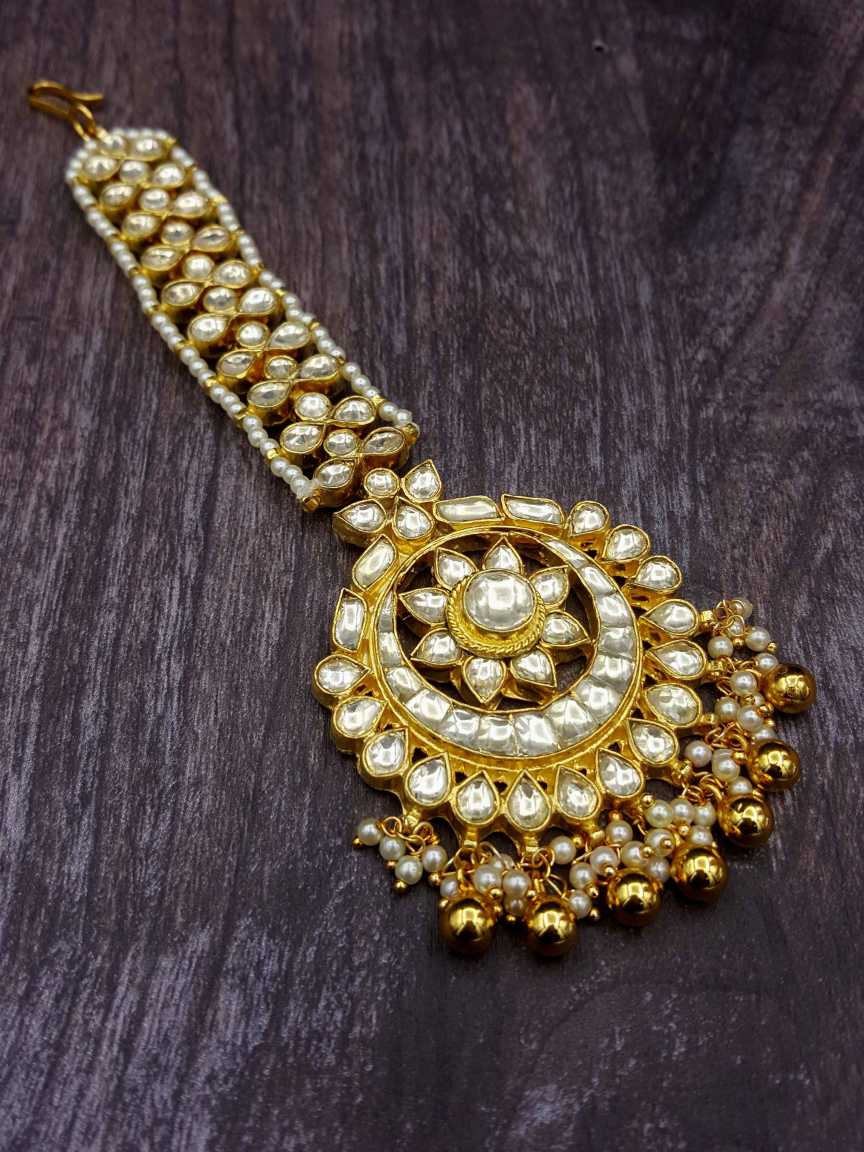 kundan-tika-TKKU20338TZHG