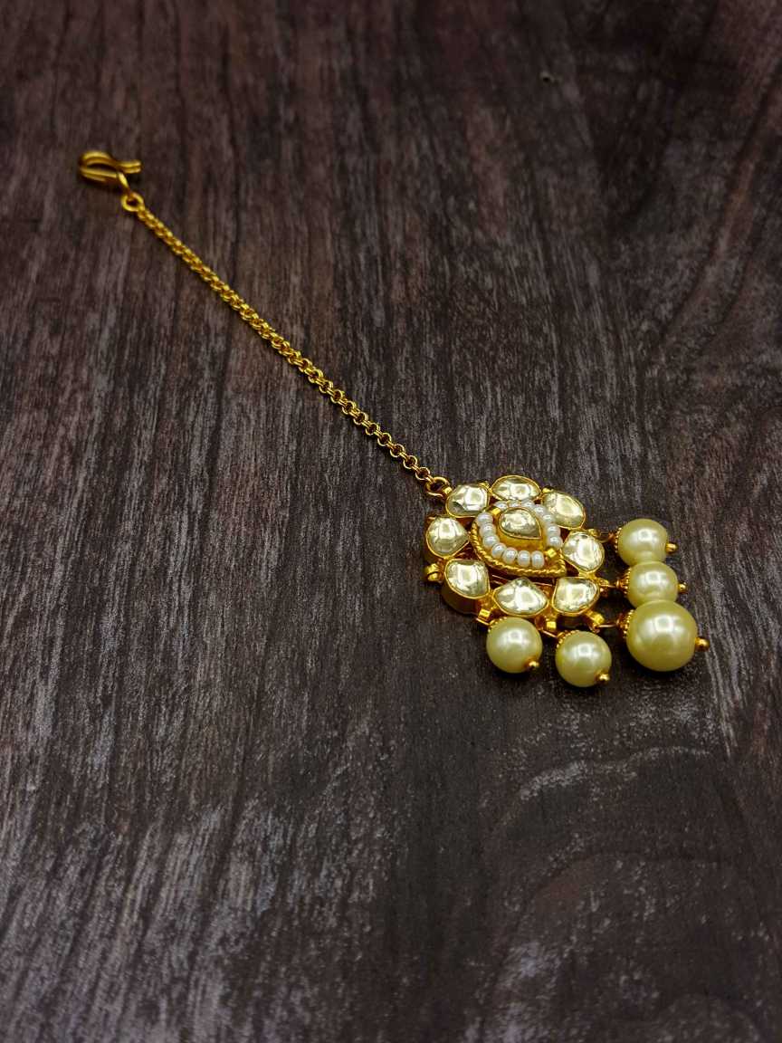 kundan-tika-TKKU20364TZHG