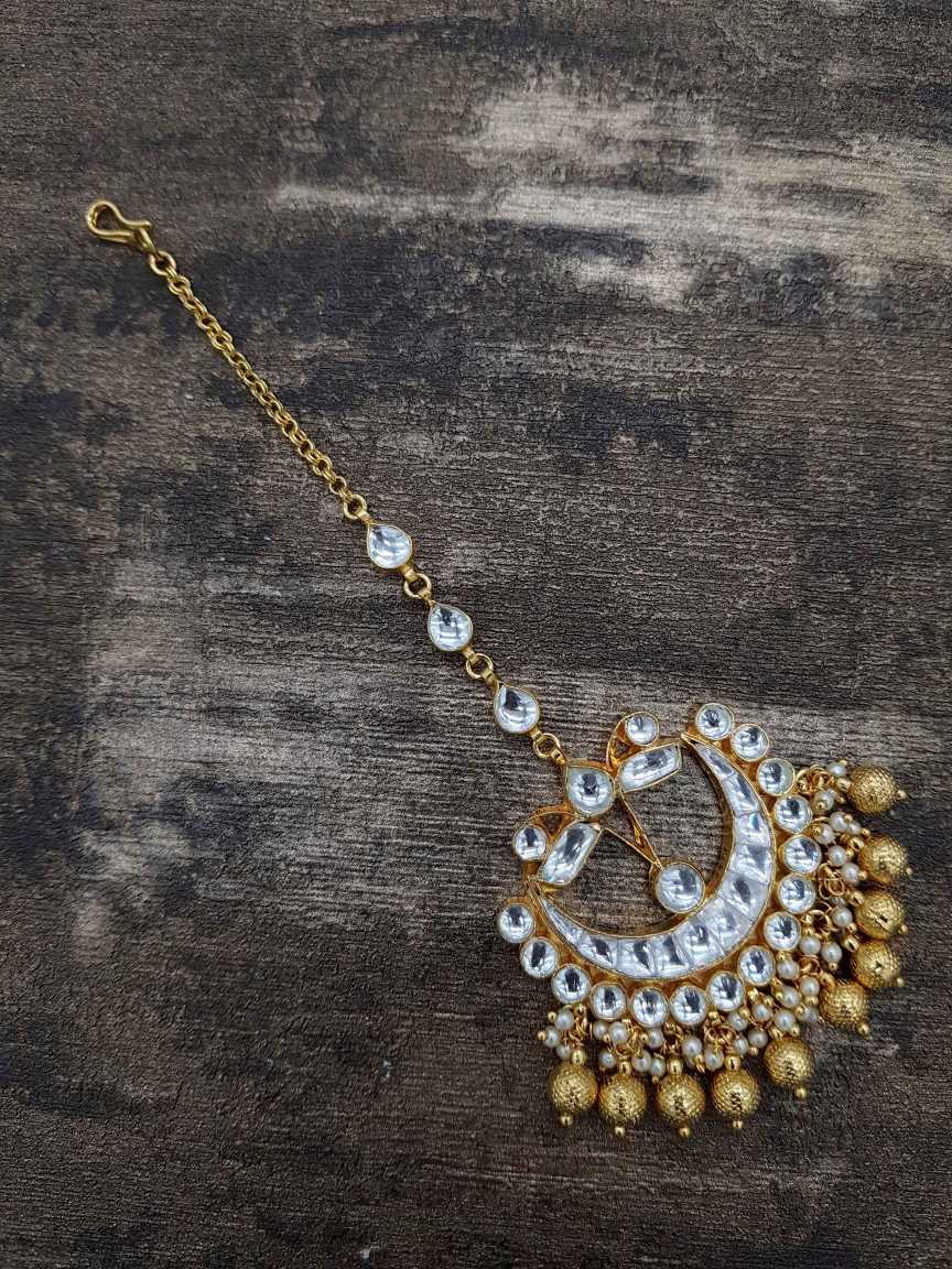 kundan-tika-TKKU21001GDHG