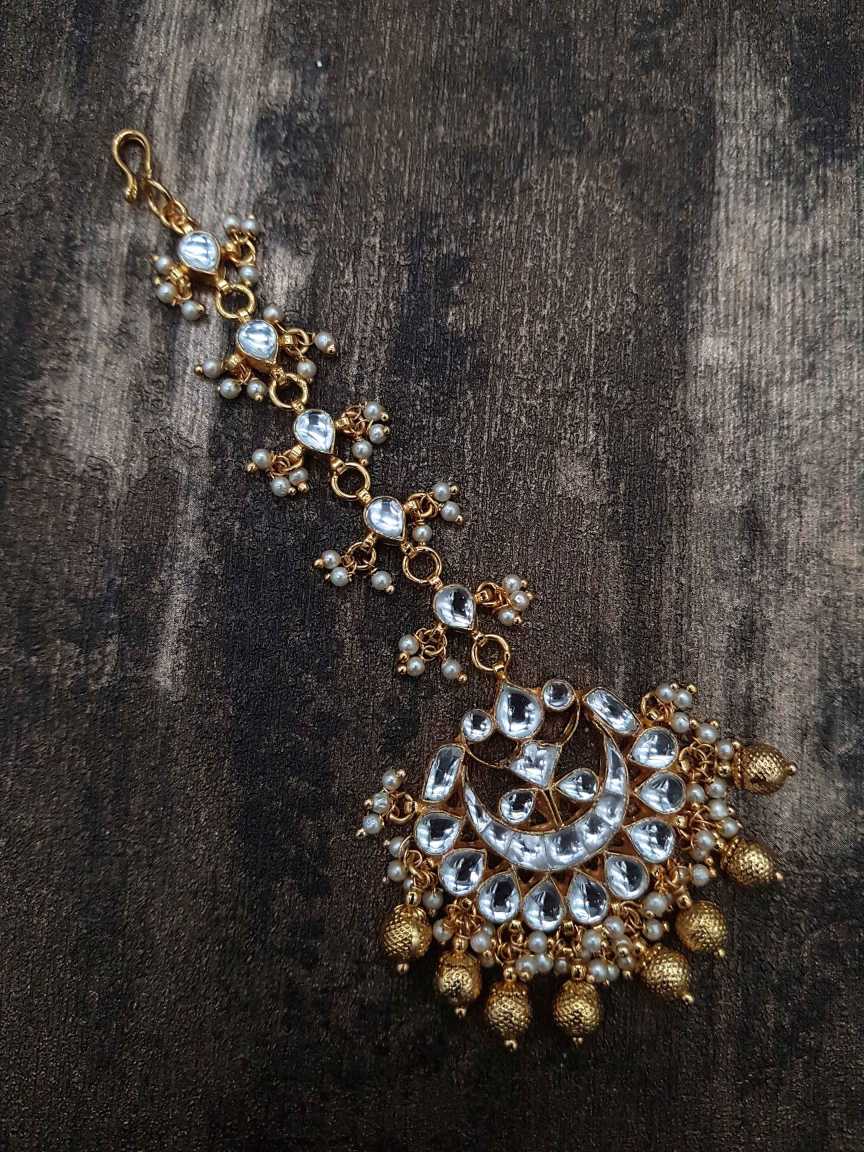 kundan-tika-TKKU21097GDHG
