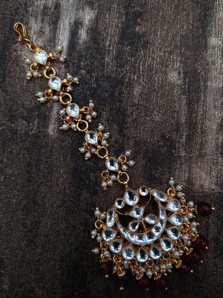 kundan-tika-TKKU21097RBHG