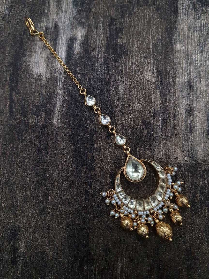 kundan-tika-TKKU21102TZGDHG