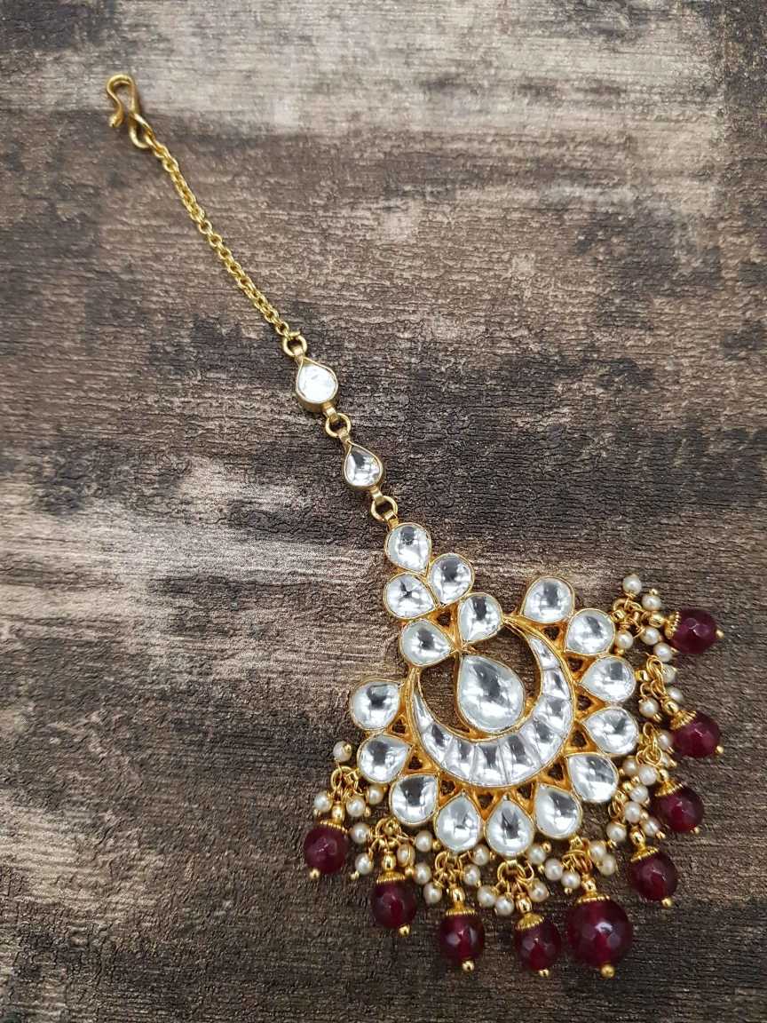 kundan-tika-TKKU21112RBHG
